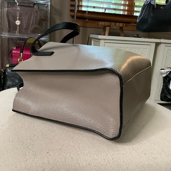 The Marc Jacobs Editor 29 Taupe and Cream Satchel Bag - Picture 6 of 10